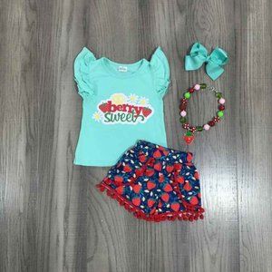 Girls Boutique strawberry 4 piece outfit (NEW)
